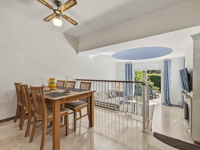 2 Schlafzimmer Villa in Nueva Andalucía