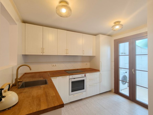 Maison mitoyenne avec 3 Chambres  à La Alcaidesa