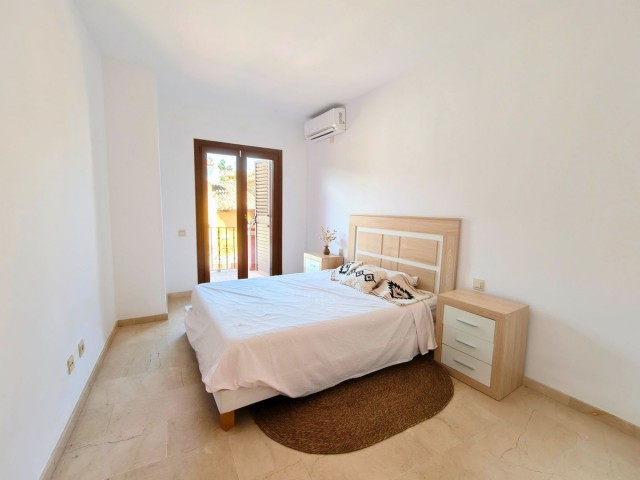 Maison mitoyenne avec 3 Chambres  à La Alcaidesa