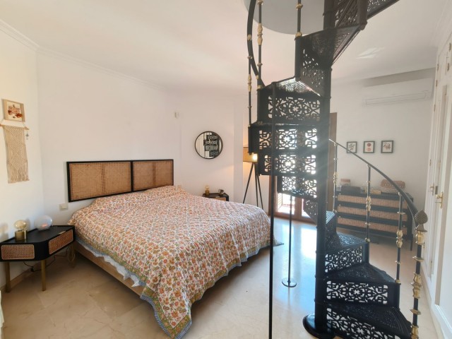 Maison mitoyenne avec 3 Chambres  à La Alcaidesa