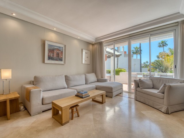 3 Makuuhuoneen Huoneisto Puerto Banús