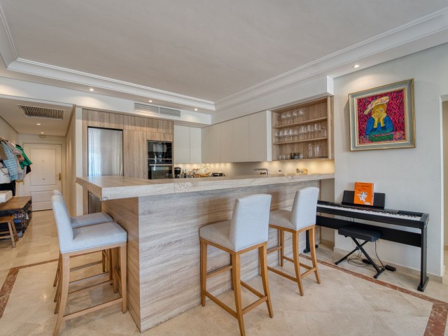 3 Makuuhuoneen Huoneisto Puerto Banús