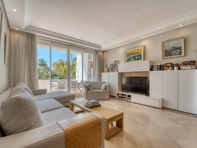 3 Makuuhuoneen Huoneisto Puerto Banús