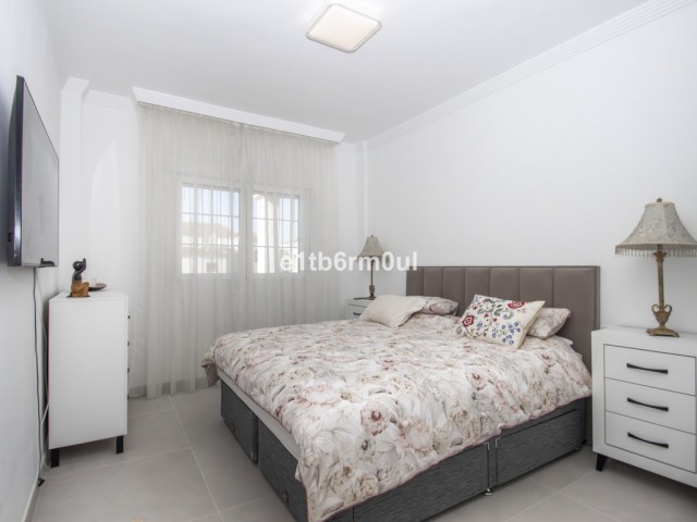 Appartement avec 2 Chambres  à Nueva Andalucía