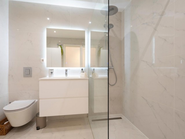 2 Makuuhuoneen Huoneisto Nueva Andalucía