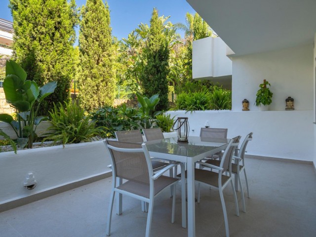 2 Makuuhuoneen Huoneisto Nueva Andalucía