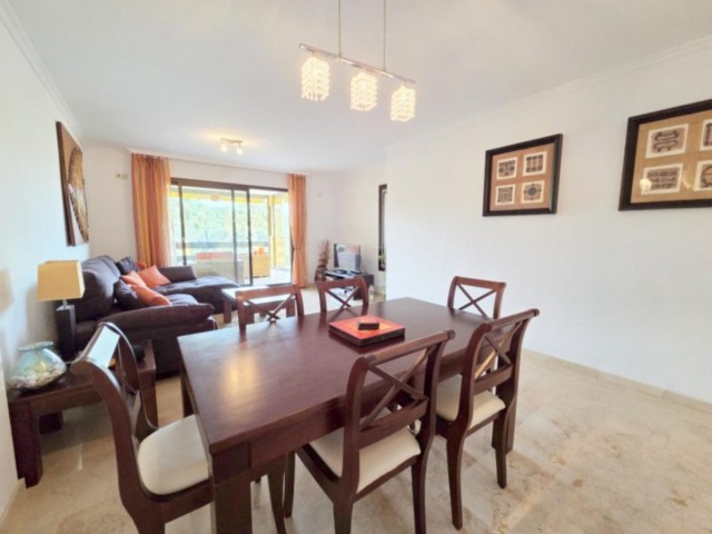 Leilighet, Casares, R5365747