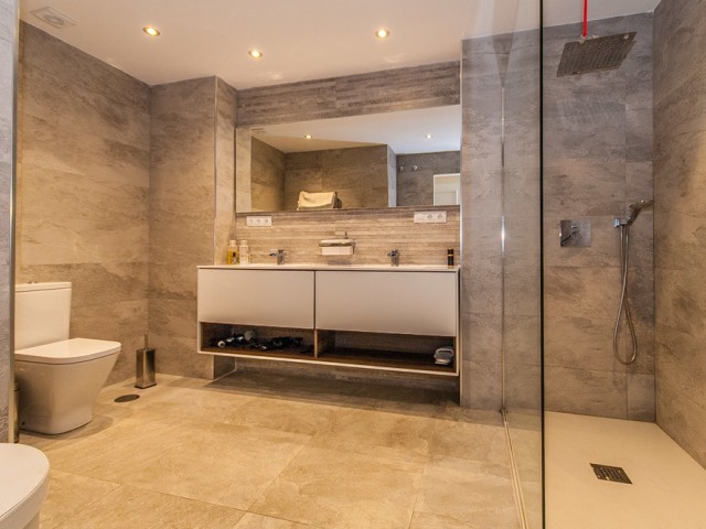 Kattohuoneisto Elviria