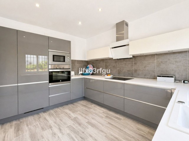 Villa avec 4 Chambres  à Riviera del Sol