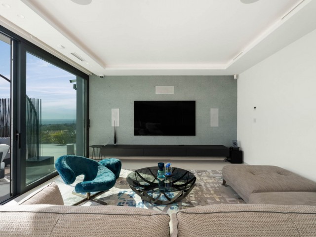 6 Makuuhuoneen Huvila Benahavís