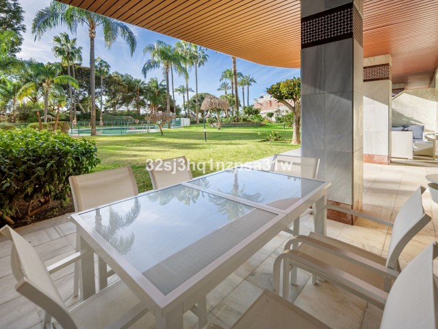 Appartement avec 6 Chambres  à Marbella