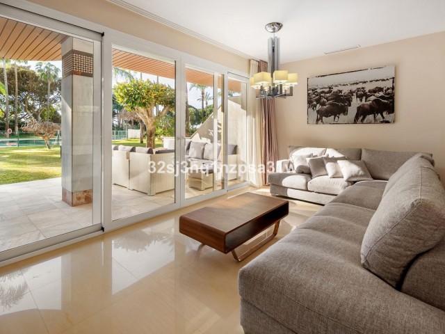 Appartement avec 6 Chambres  à Marbella