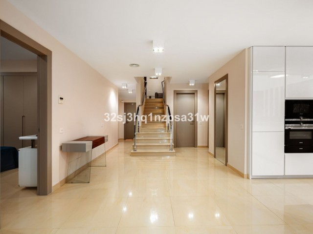 Appartement avec 6 Chambres  à Marbella