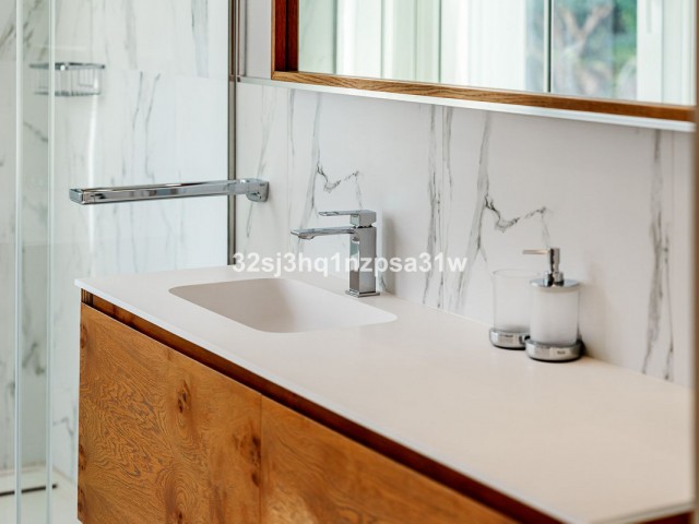 Appartement avec 6 Chambres  à Marbella