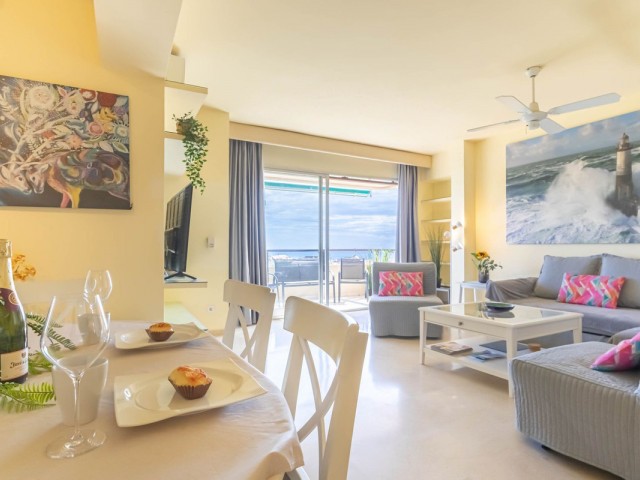 Apartment, Marbesa, R5356120