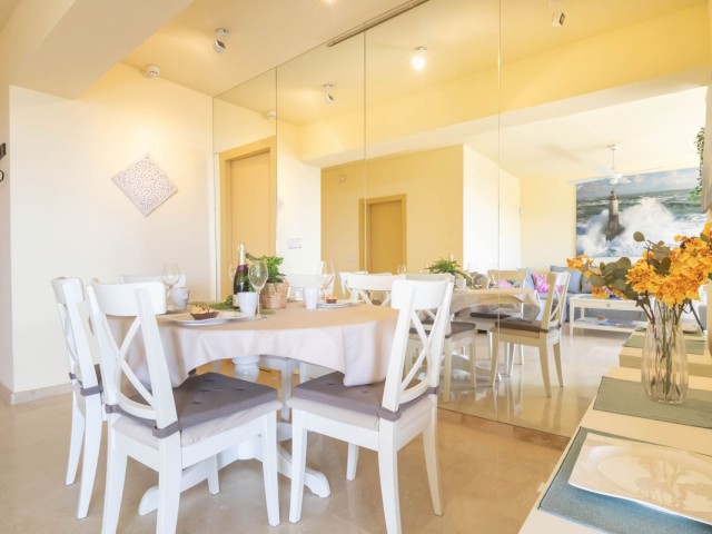 Apartment, Marbesa, R5356120