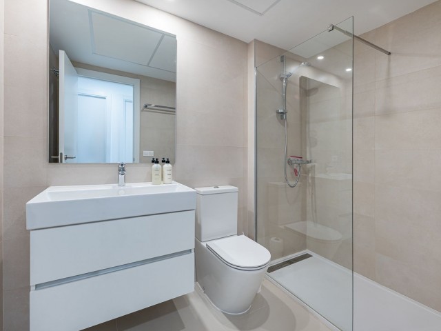 3 Makuuhuoneen Huoneisto Estepona