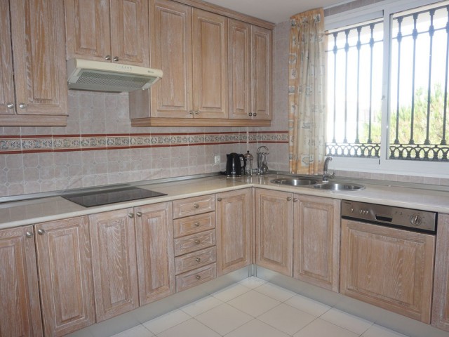 Kattohuoneisto Miraflores