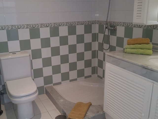 Kattohuoneisto Miraflores