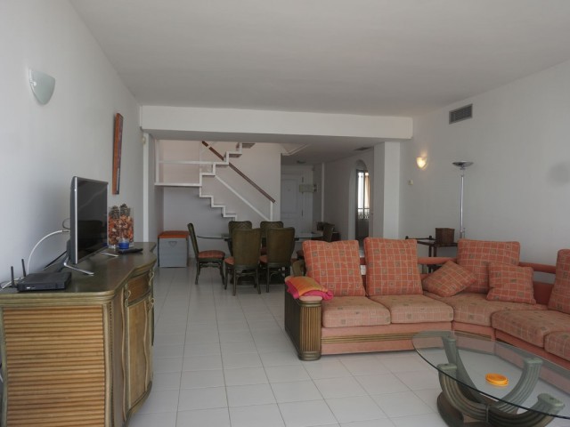 Kattohuoneisto Miraflores