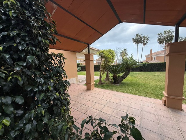 3 Bedrooms Townhouse in Marbella