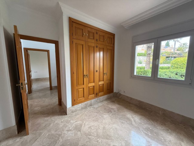 3 Bedrooms Townhouse in Marbella