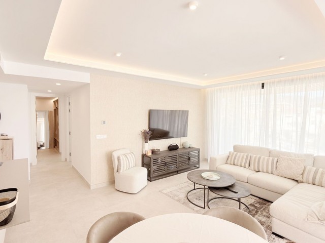 2 Makuuhuoneen Huoneisto Fuengirola