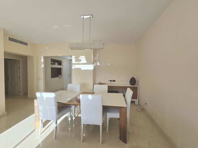 Appartement avec 2 Chambres  à Benahavís