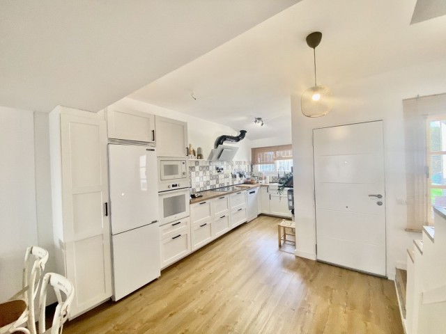 Rivitalo, Mijas Golf, R5183800