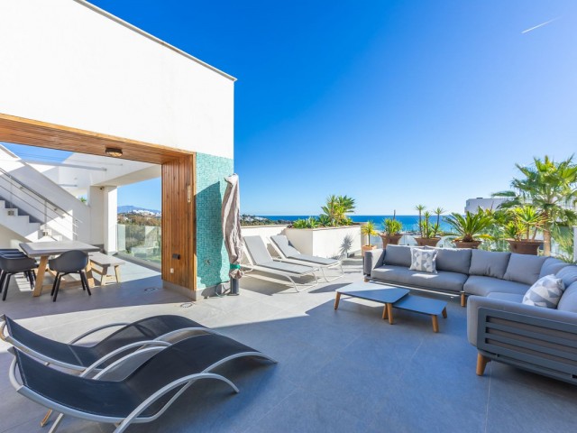 Kattohuoneisto, Casares Playa