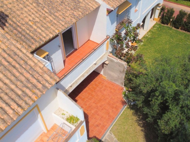 4 Bedrooms Townhouse in San Pedro de Alcántara