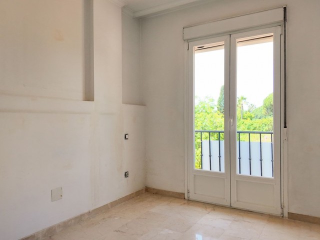 4 Bedrooms Townhouse in San Pedro de Alcántara