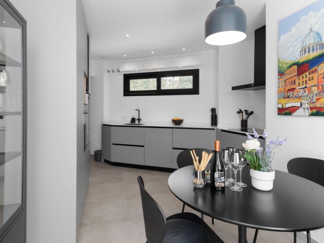 4 Makuuhuoneen Rivitalo Torreblanca