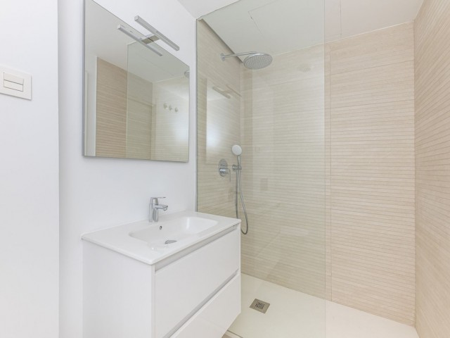 2 Bedrooms Apartment in Estepona