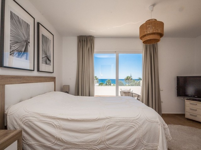 6 Makuuhuoneen Huvila Estepona