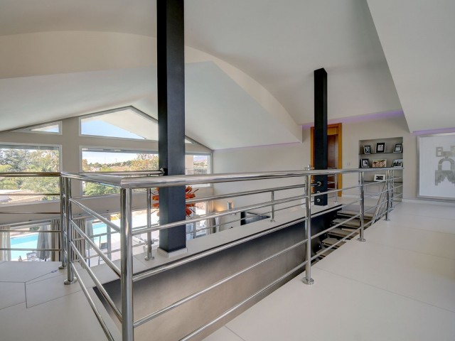 5 Bedrooms Villa in Nueva Andalucía