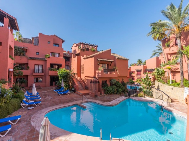 3 Bedrooms Apartment in Marbella