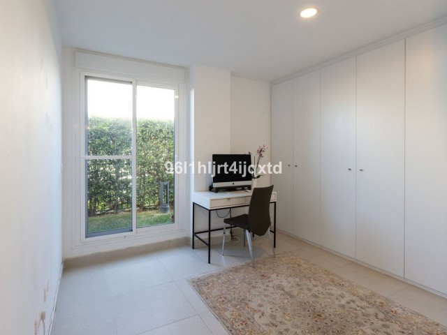 3 Bedrooms Apartment in Sotogrande