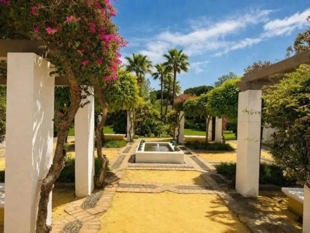 2 Bedrooms Apartment in Estepona