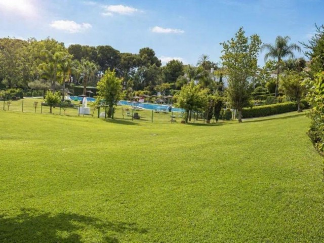 2 Bedrooms Apartment in Estepona