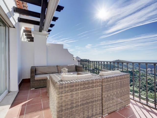 Penthouse in Calahonda