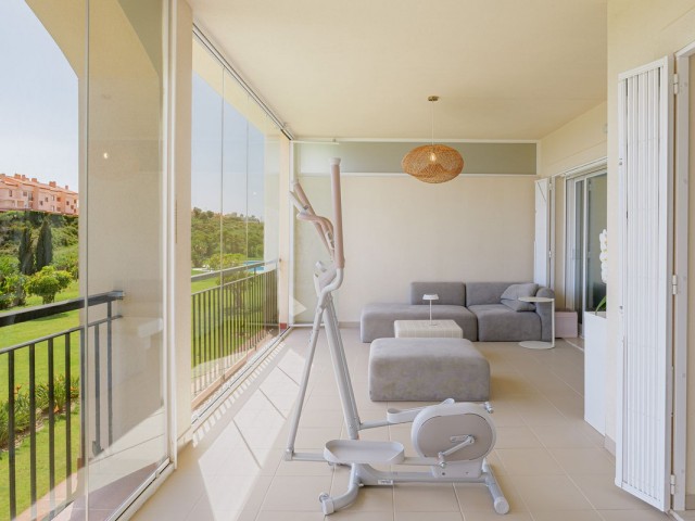Apartment, El Faro, R5366179