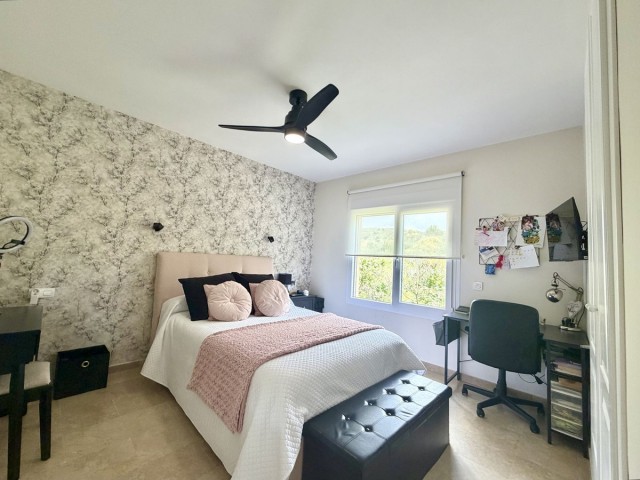 3 Bedrooms Apartment in Calahonda
