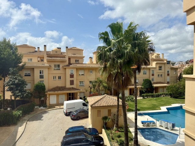 3 Bedrooms Apartment in Calahonda