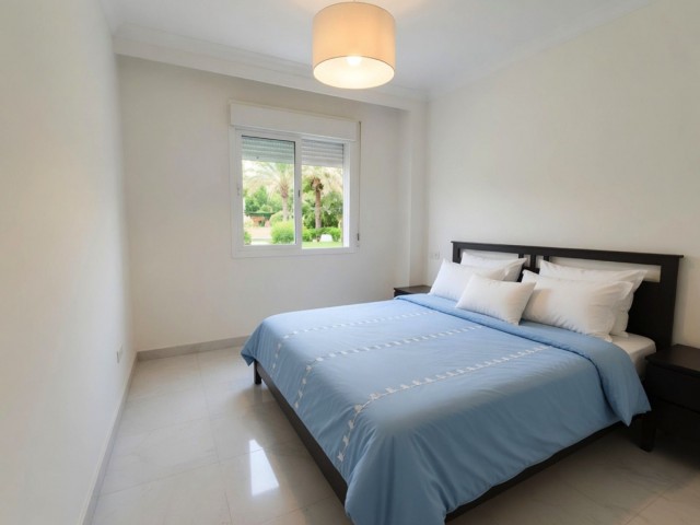 2 Bedrooms Apartment in Nueva Andalucía