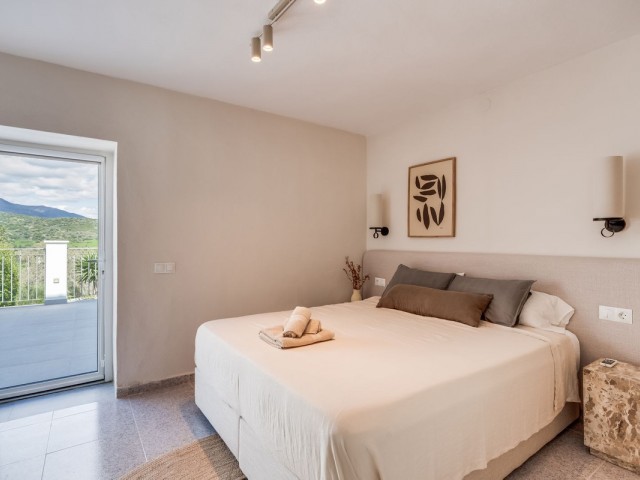 4 Bedrooms Villa in Estepona