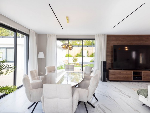 6 Bedrooms Villa in Málaga