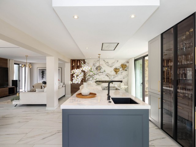 6 Bedrooms Villa in Málaga