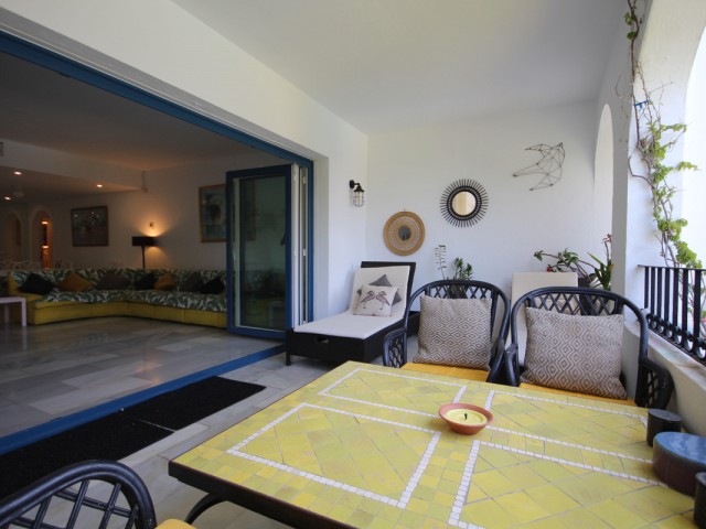 3 Bedrooms Apartment in Puerto de Cabopino