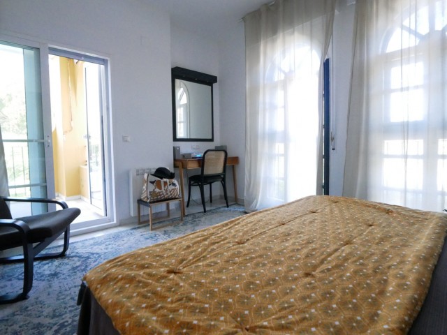 3 Bedrooms Apartment in Puerto de Cabopino